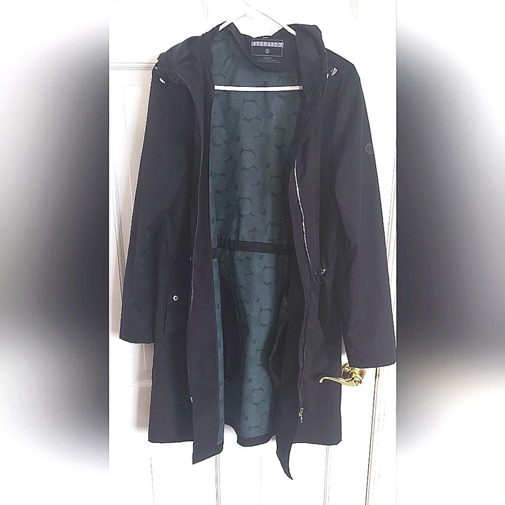 Bernado Spring Coat -Large clean with lining